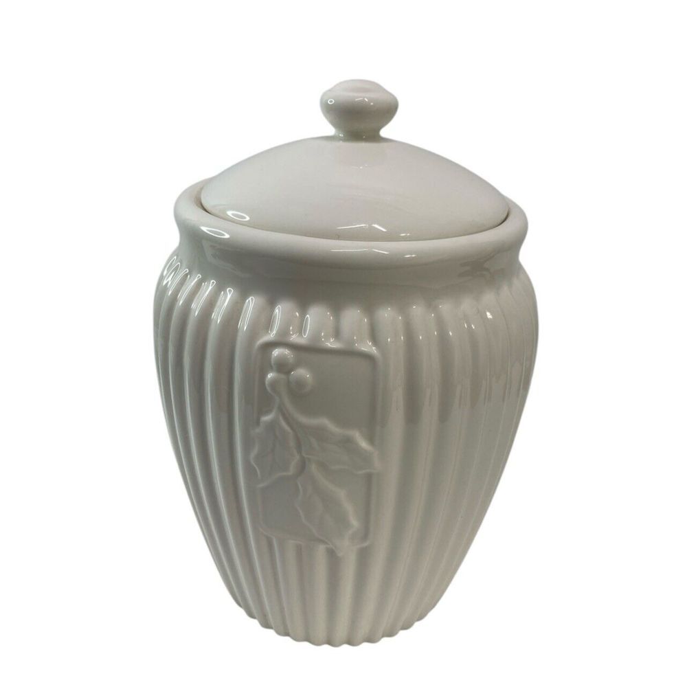 Inspirado Seattle Stonelite‎ Ribbed White Canister Cookie Jar 10.5" Tall Ceramic